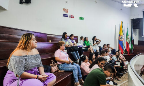 Mujeres se tomaron el Concejo de Villavicencio para exigir sus derechos